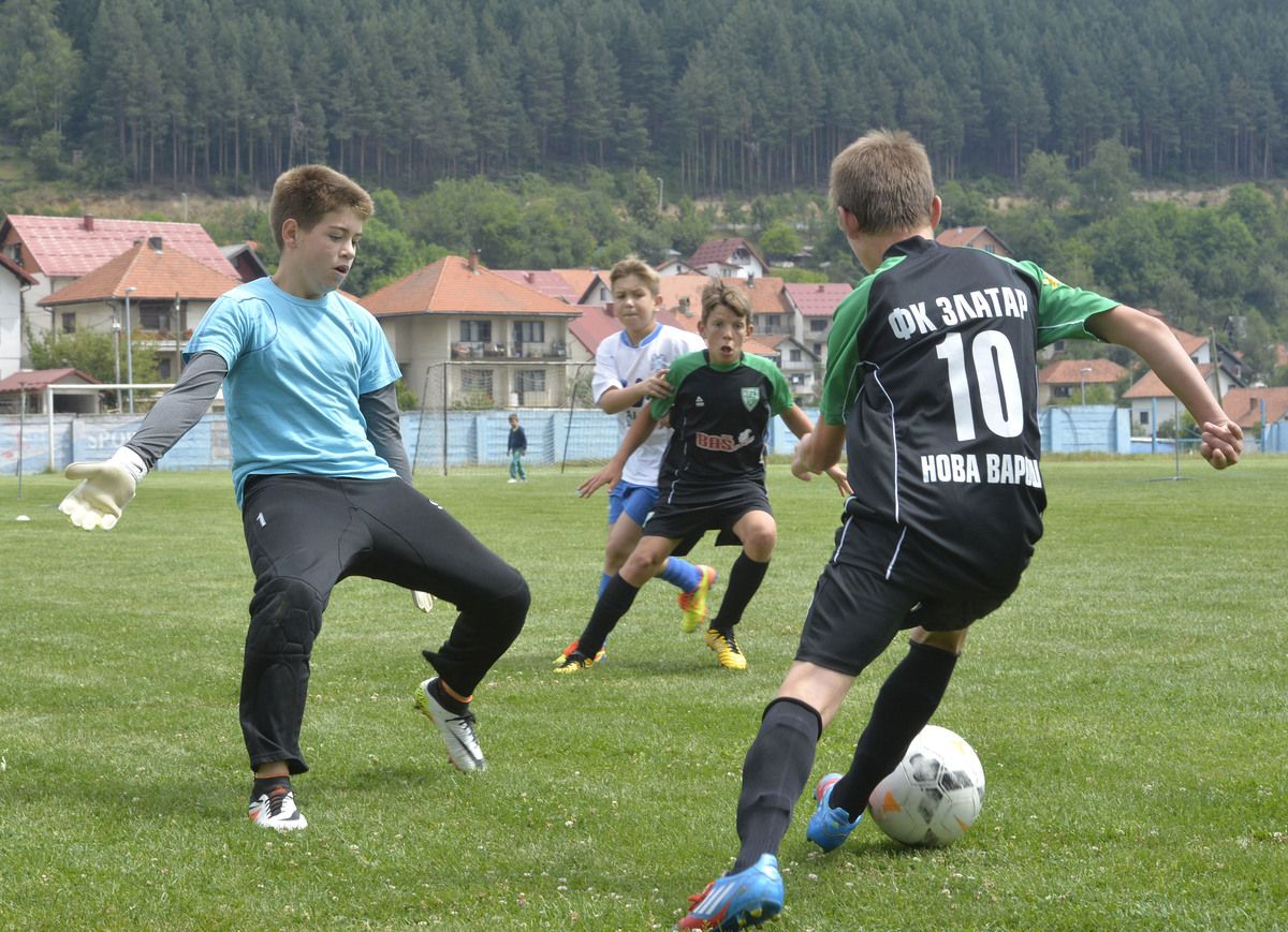 Prjateljski fudbalski turnir na Zlataru