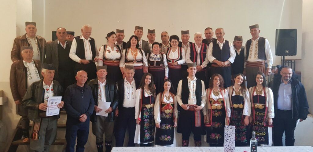 Двадесетак парова такмичило се у традиционалном певању извика у Бистрици
