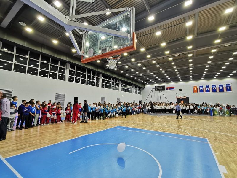 Свечано отворена спортска хала у Чајетини капацитета 1.000 места, фото: РИНА