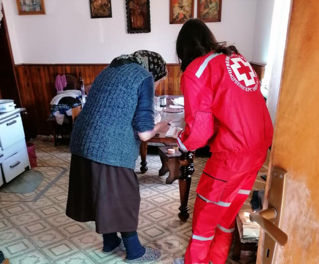 Волонтери нововарошког Црвеног крста стижу до најугроженијих суграђана