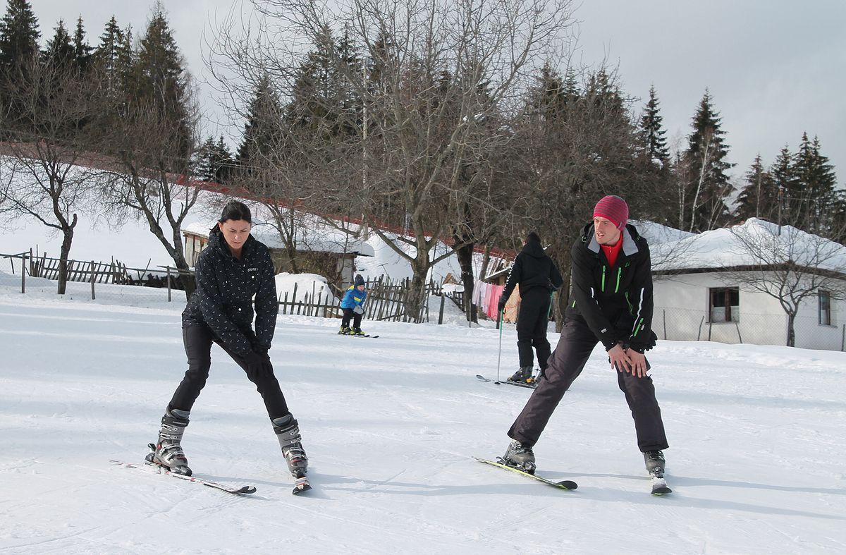 Први кораци на скијама – обука на Пуцаревини