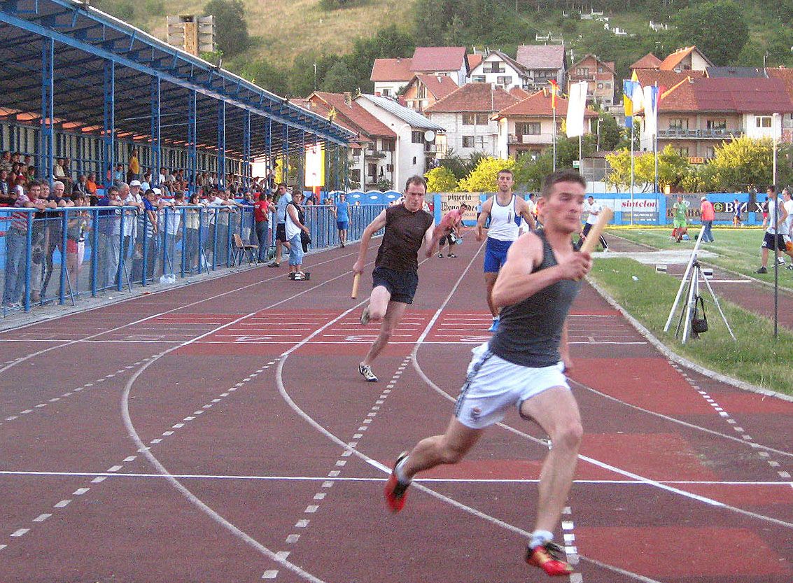 Трка штафета 4 х 100 на 45. МОСИ 2008. (Фото: Д. Гагричић)