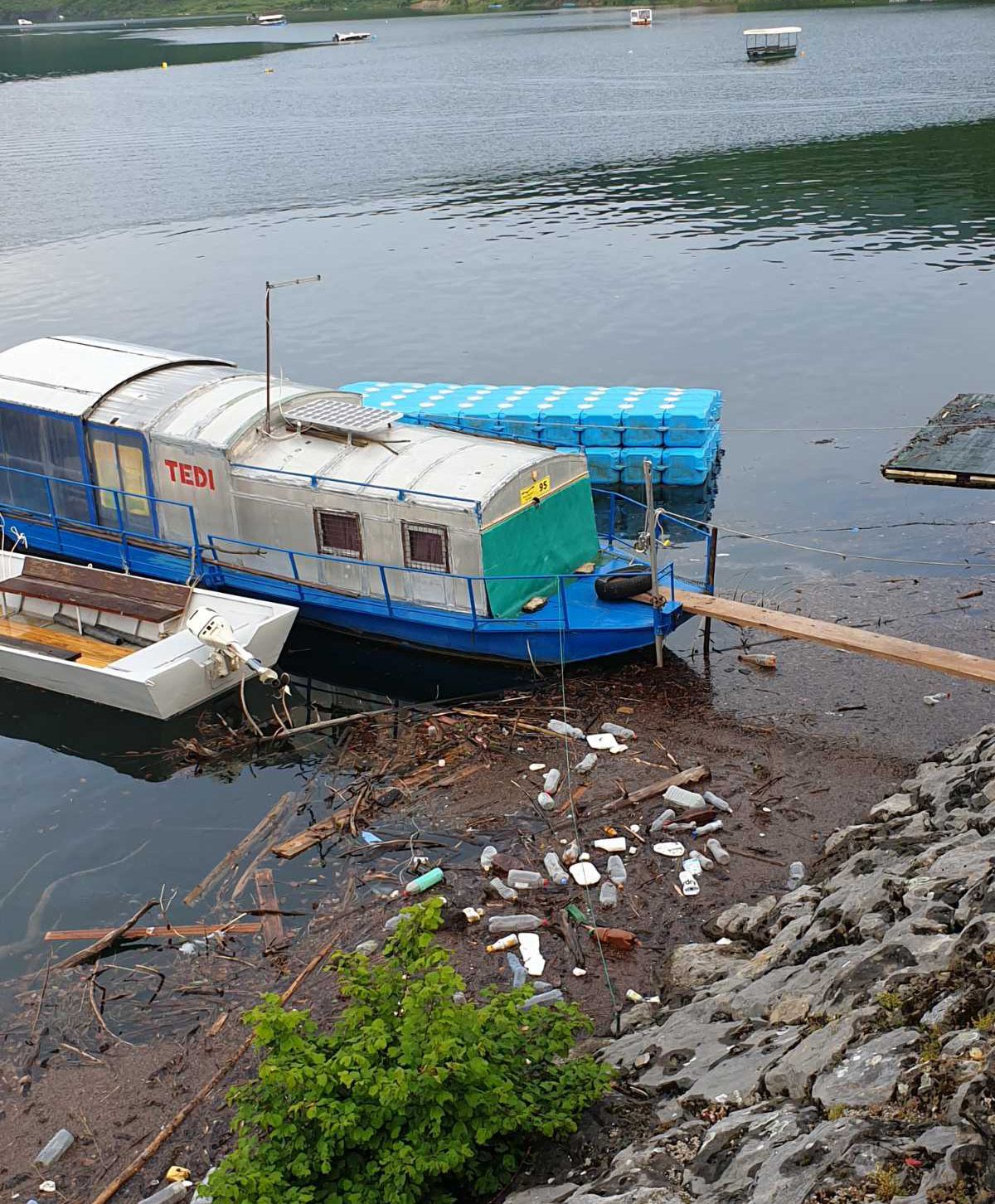 У Кокином Броду траже акције чишћења и заштите језера