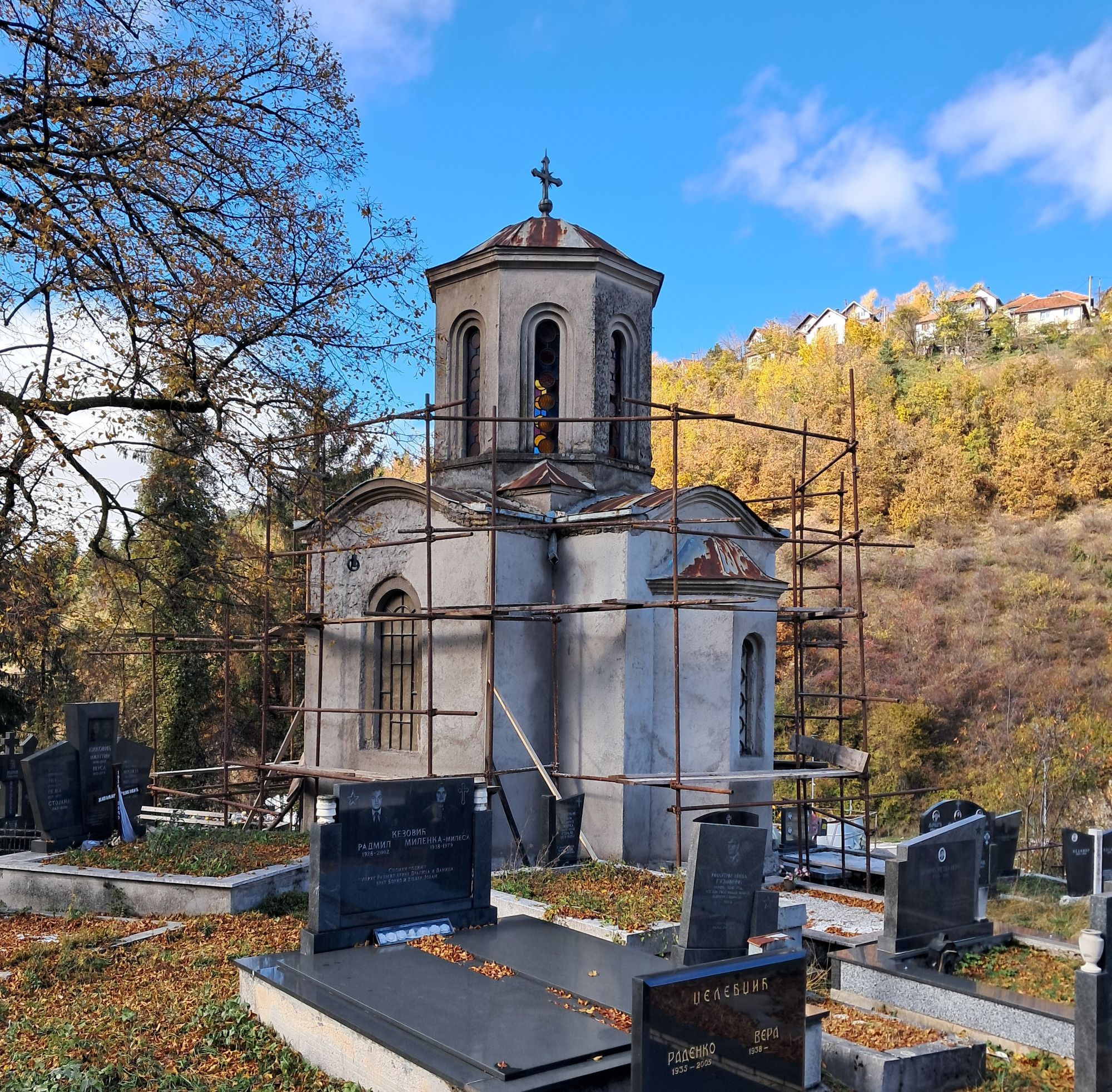 Чека пролеће и мајсторе