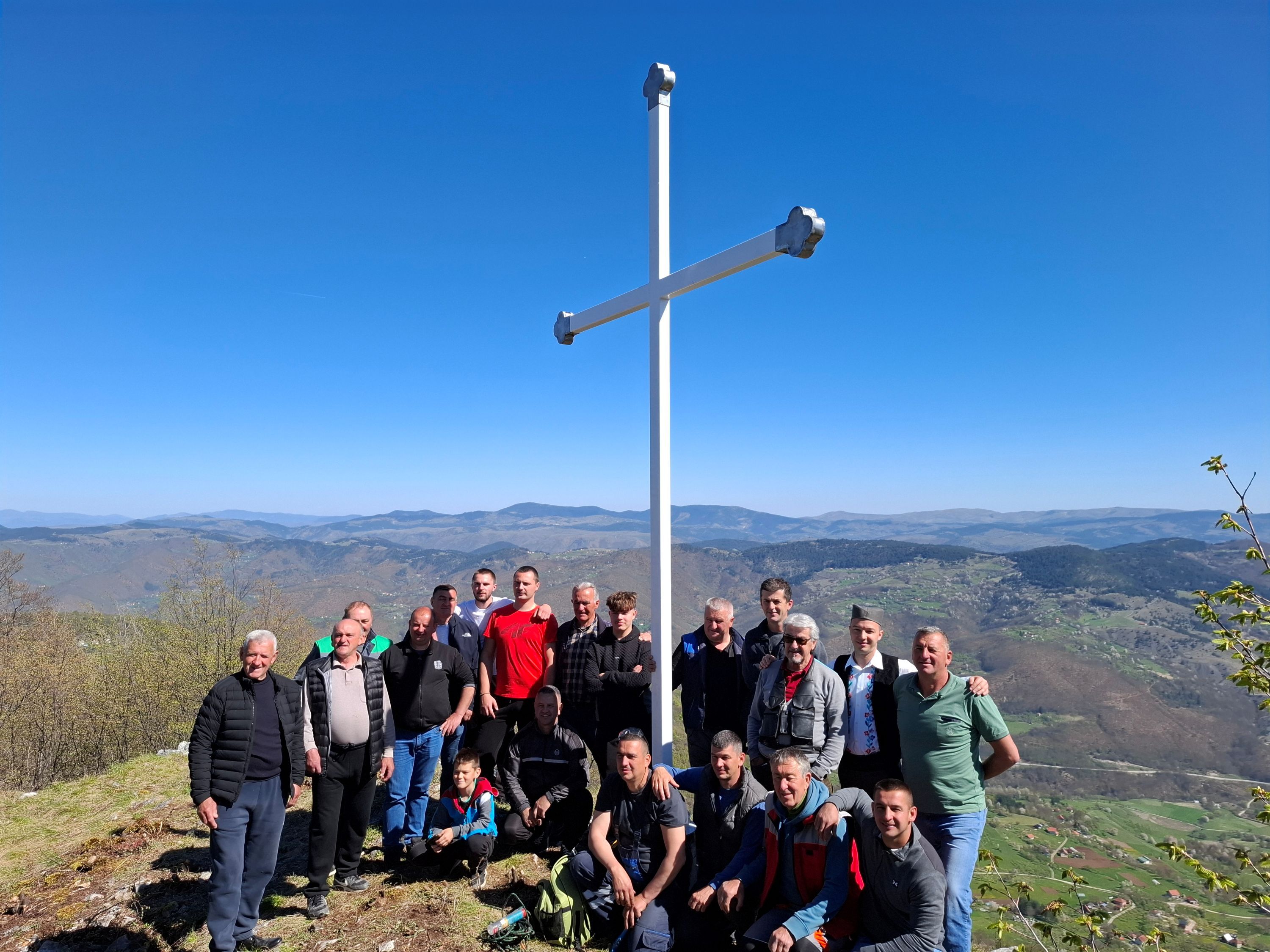 Симбол вере и духовног јединства на Оштрику (Фото: Р. Бралушић)