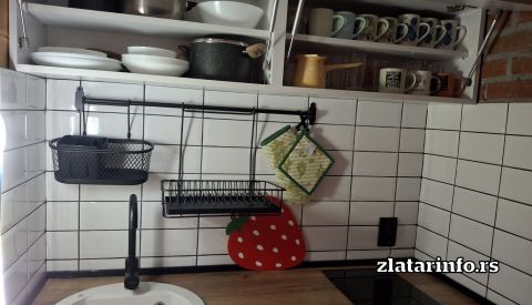 Planinska brvnara "Zoja" Zlatar