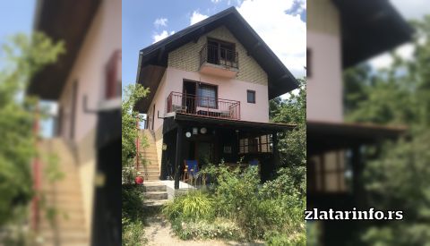 Kokin Brod Apartments