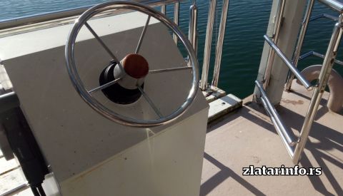 Splav "Maria" Zlatarsko jezero