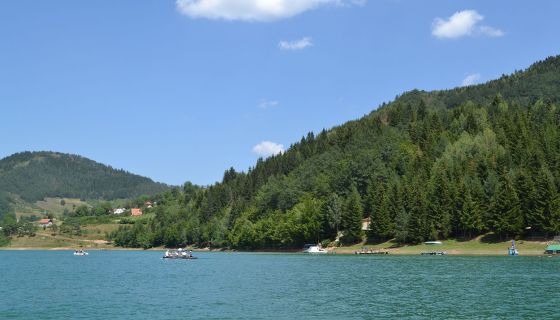 Zlatarsko jezero