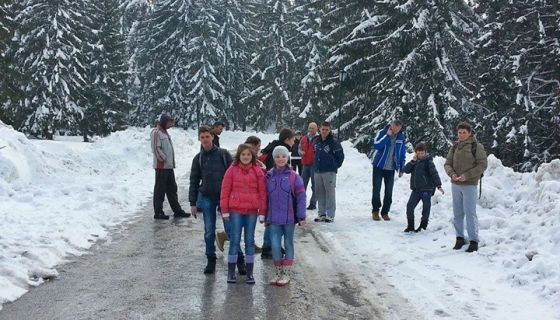 Деца чекала, али аутобус није дошаo