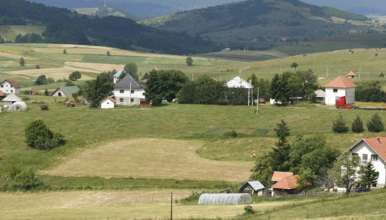 Дуго чекају асфалт у Љепојевићима, селу сточара и кромпираша