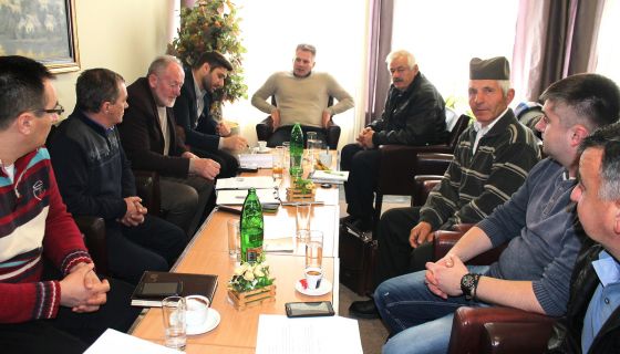 Пут је стратешки пројекат за опстанак краја – са договора у Кушићима (Фото: Д.Гагричић)