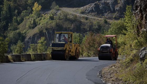 Асфалтирање пута Растоке-Комарани
