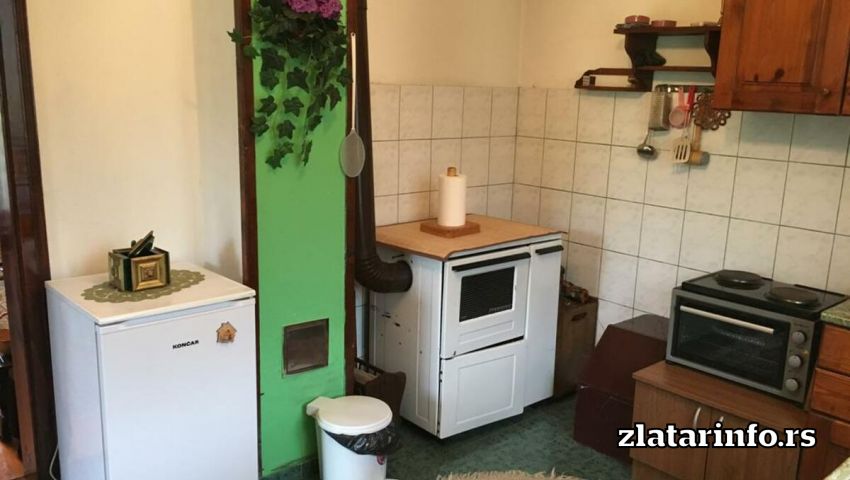 Kuhinja - Kuća za odmor "Amzići" Zlatarsko jezero