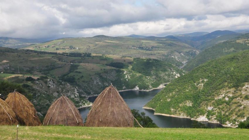 Etno Domaćinstvo "Šaponjić" Radijevići - Pogled na Uvačko jezero
